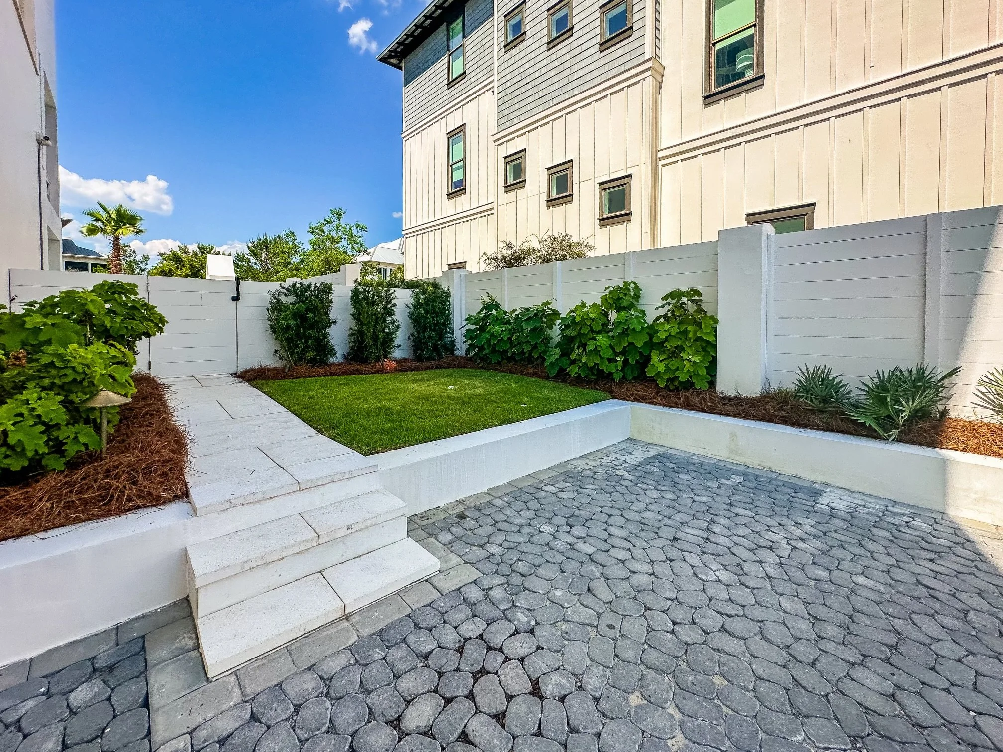 Paver patio and outdoor living area built by Costa Verde Landscaping